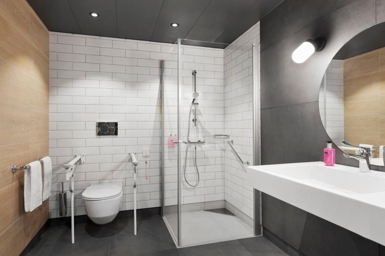 Moxy Hotel